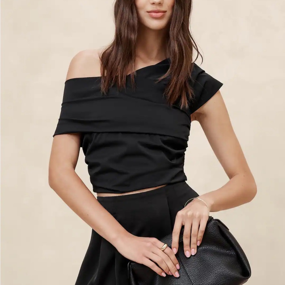 NWT Banana Republic Factory Taffeta Cropped Top